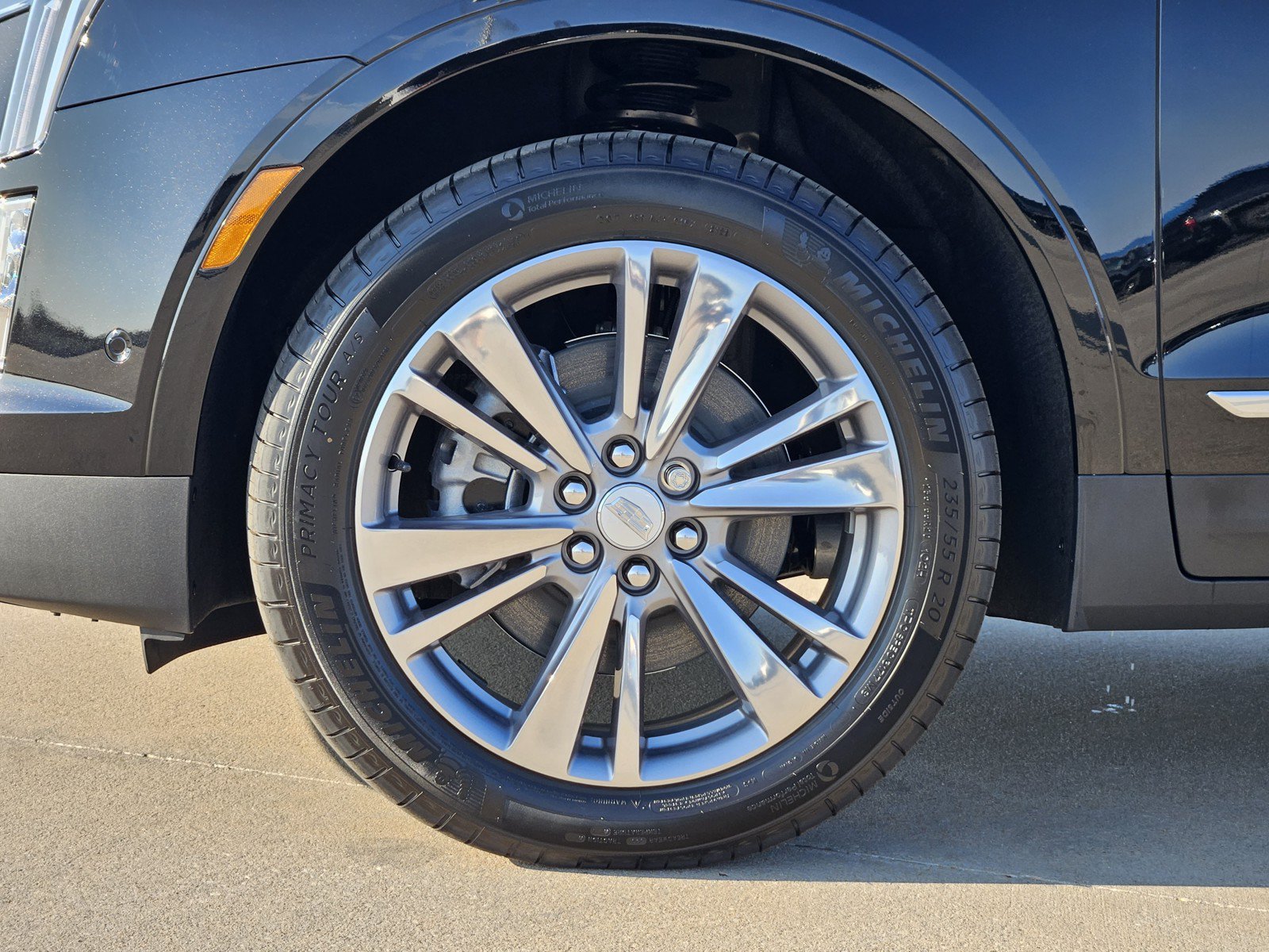 New 2026 Cadillac XT5 Premium Luxury w/ LPO, Floor Liner Package FWD image 7
