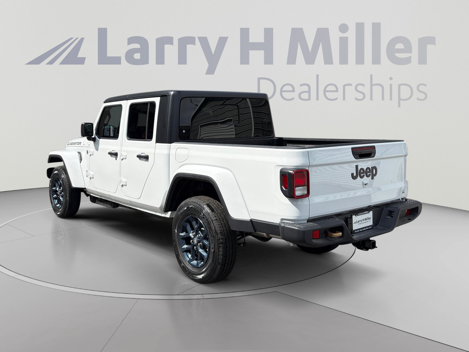 New 2026 Jeep Gladiator Sport AWD/4WD image 3