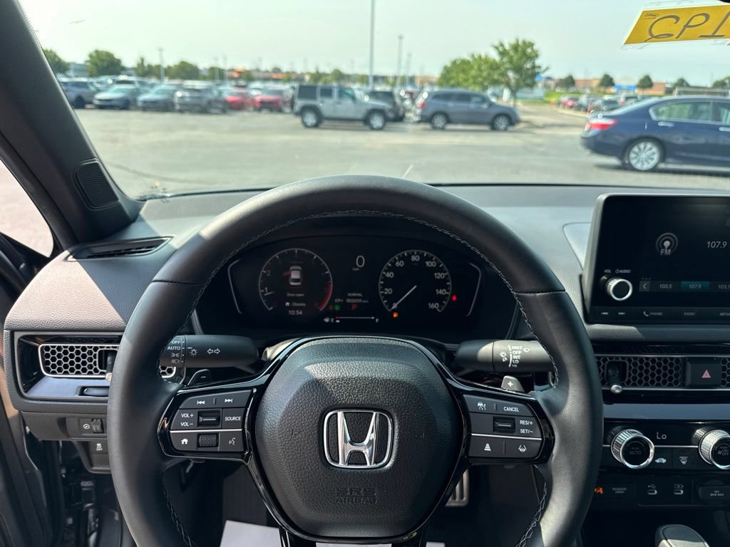 Used 2025 Honda Civic Sport image 13