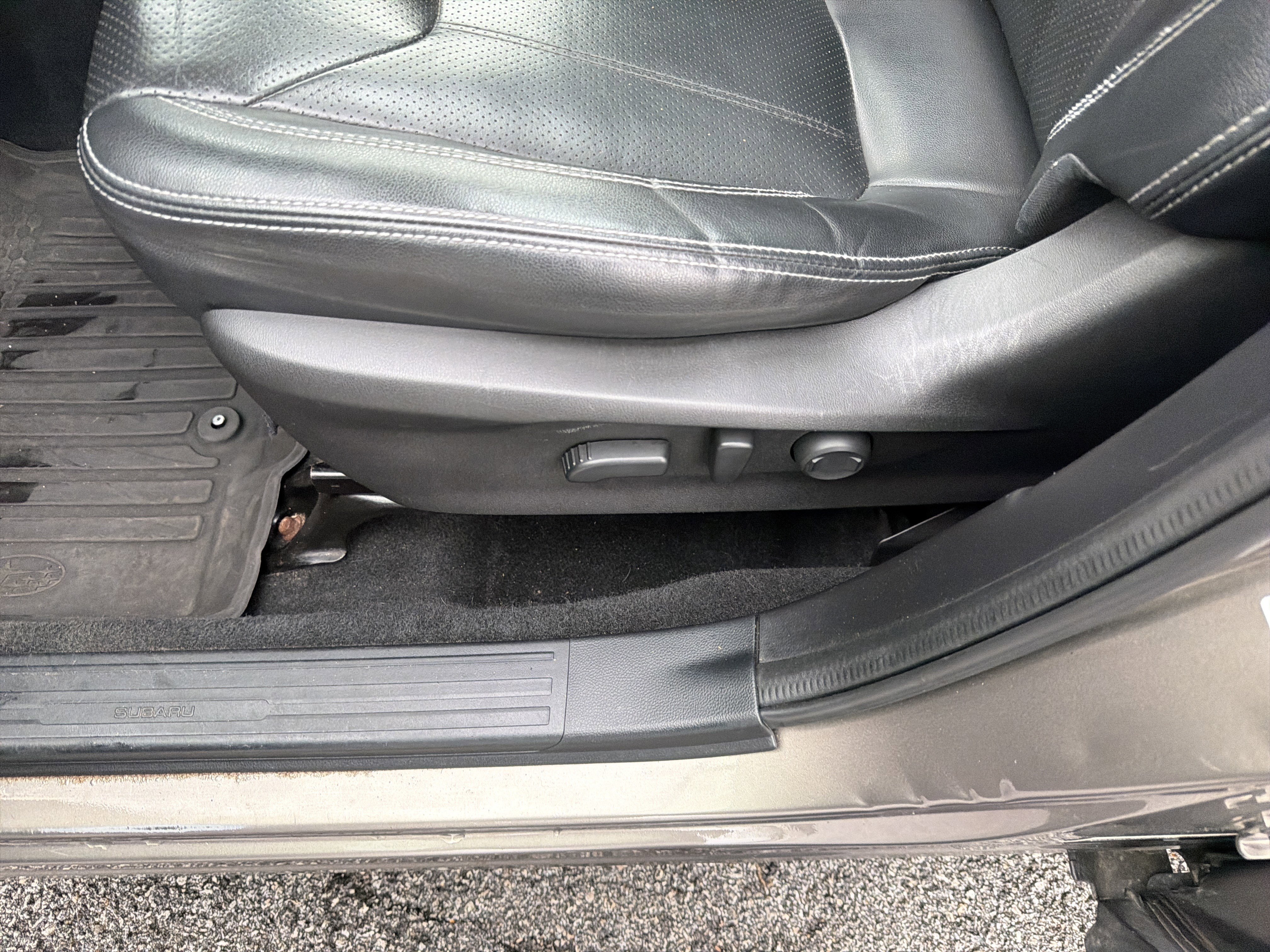 Used 2020 Subaru Forester Limited w/ Popular Package #3 image 16