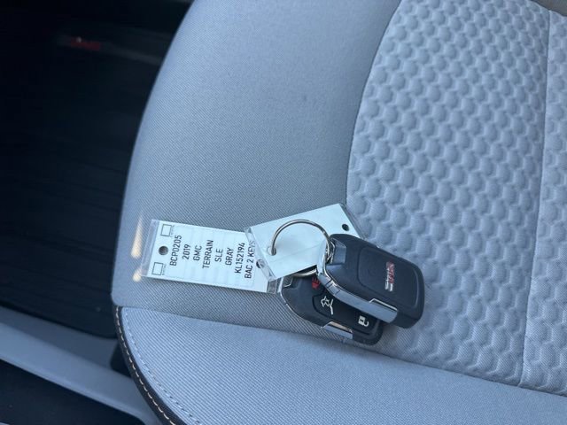 Used 2019 GMC Terrain SLE w/ Driver Convenience Package FWD image 32