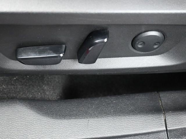 Used 2024 Mitsubishi Outlander SE image 14