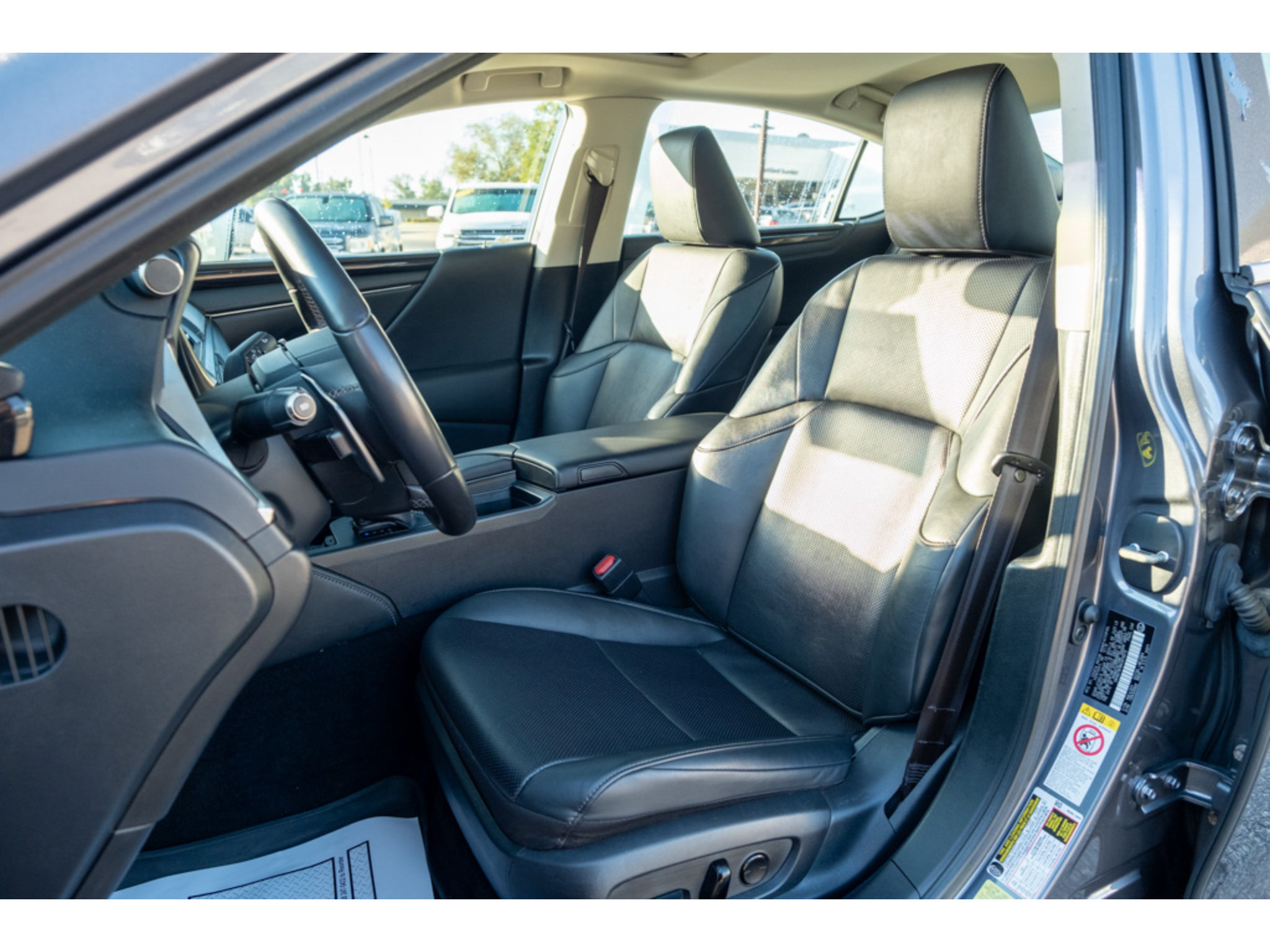 Used 2019 Lexus ES 350 w/ Premium Package FWD image 12