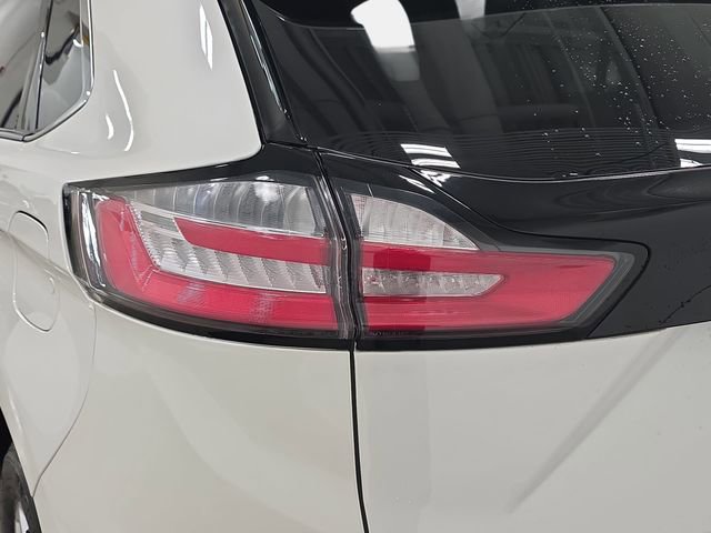 Used 2022 Ford Edge SEL w/ Convenience Package image 31