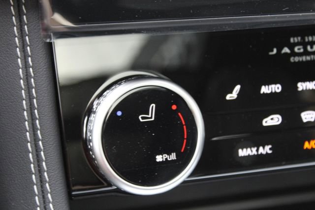 New 2026 Jaguar F-PACE R-Dynamic S image 17