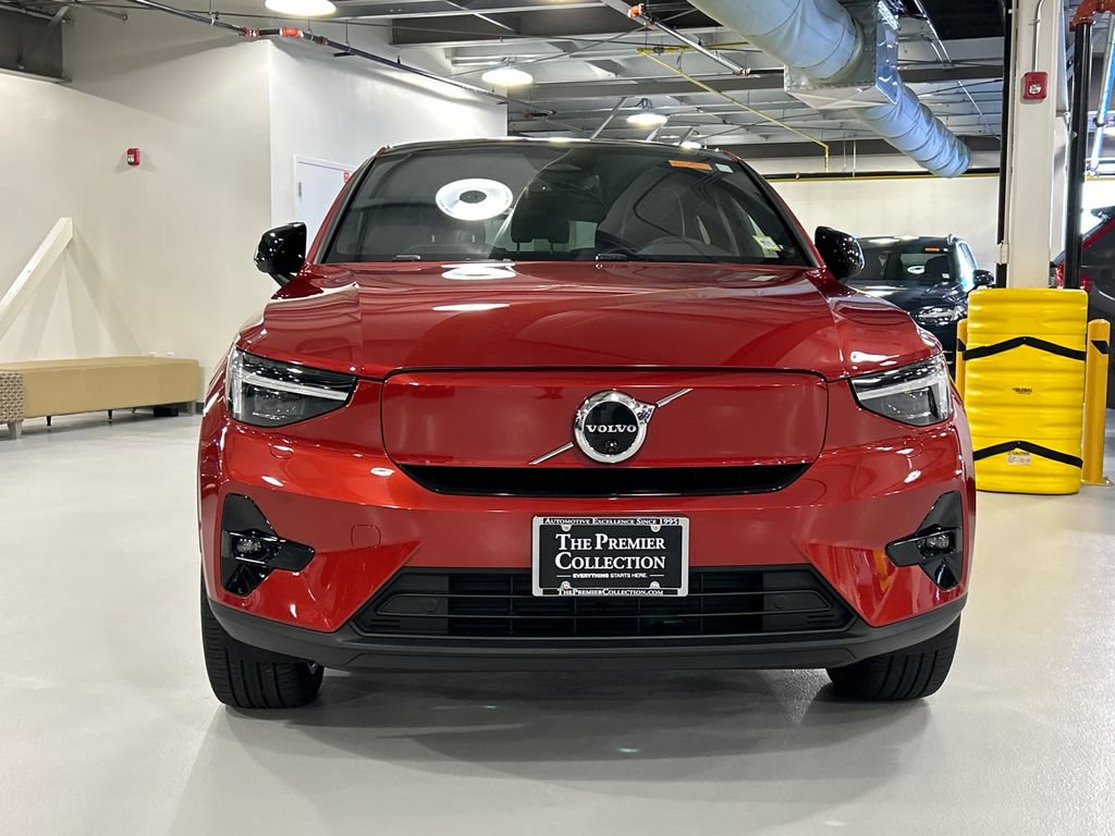 Certified 2023 Volvo C40 P8 Recharge Ultimate AWD/4WD image 6