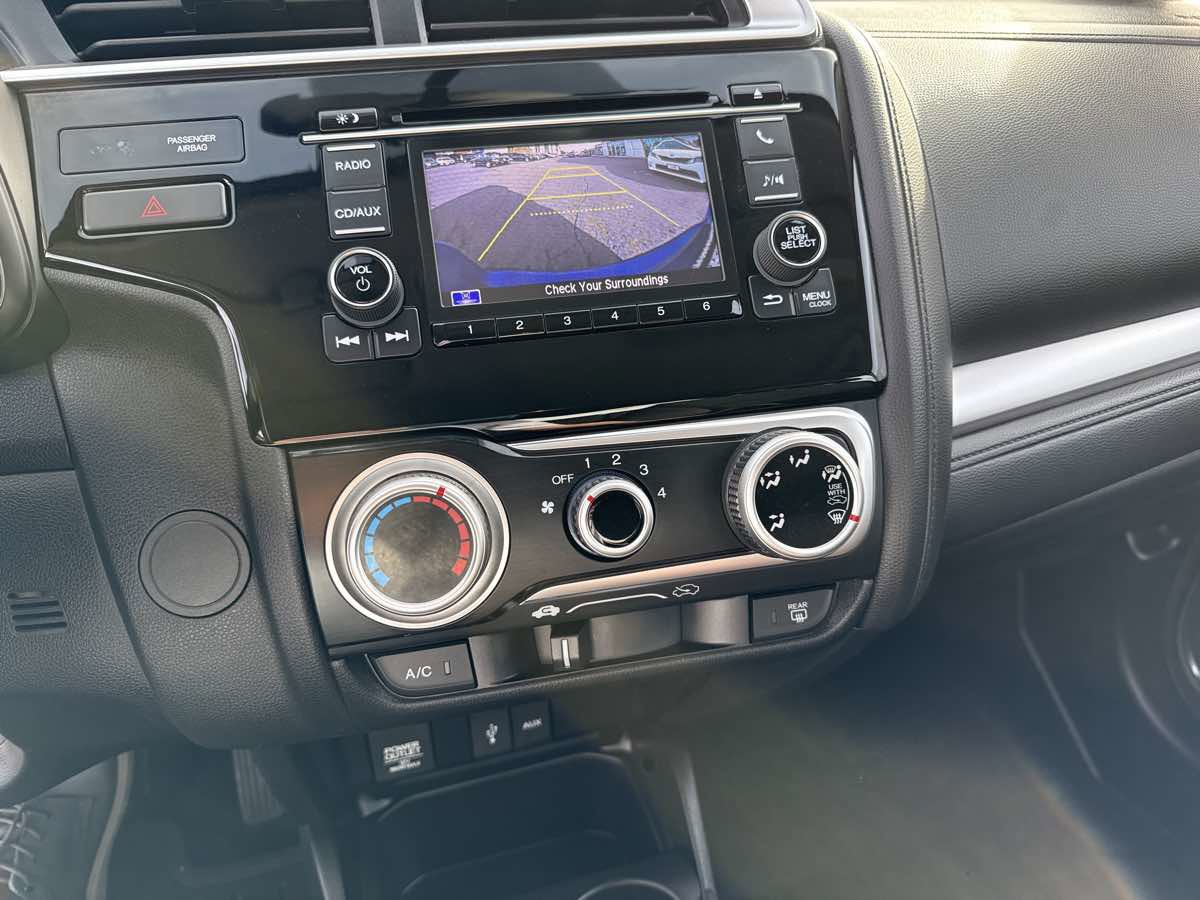 Used 2017 Honda Fit LX image 26