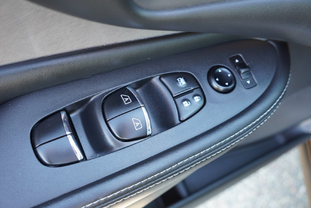 Used 2021 Nissan Murano SL w/ SL Moonroof Package AWD/4WD image 26
