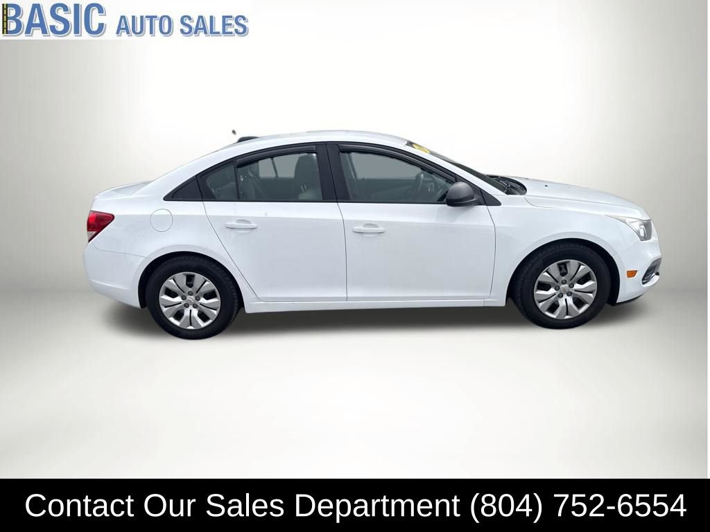 Used 2016 Chevrolet Cruze LS image 5