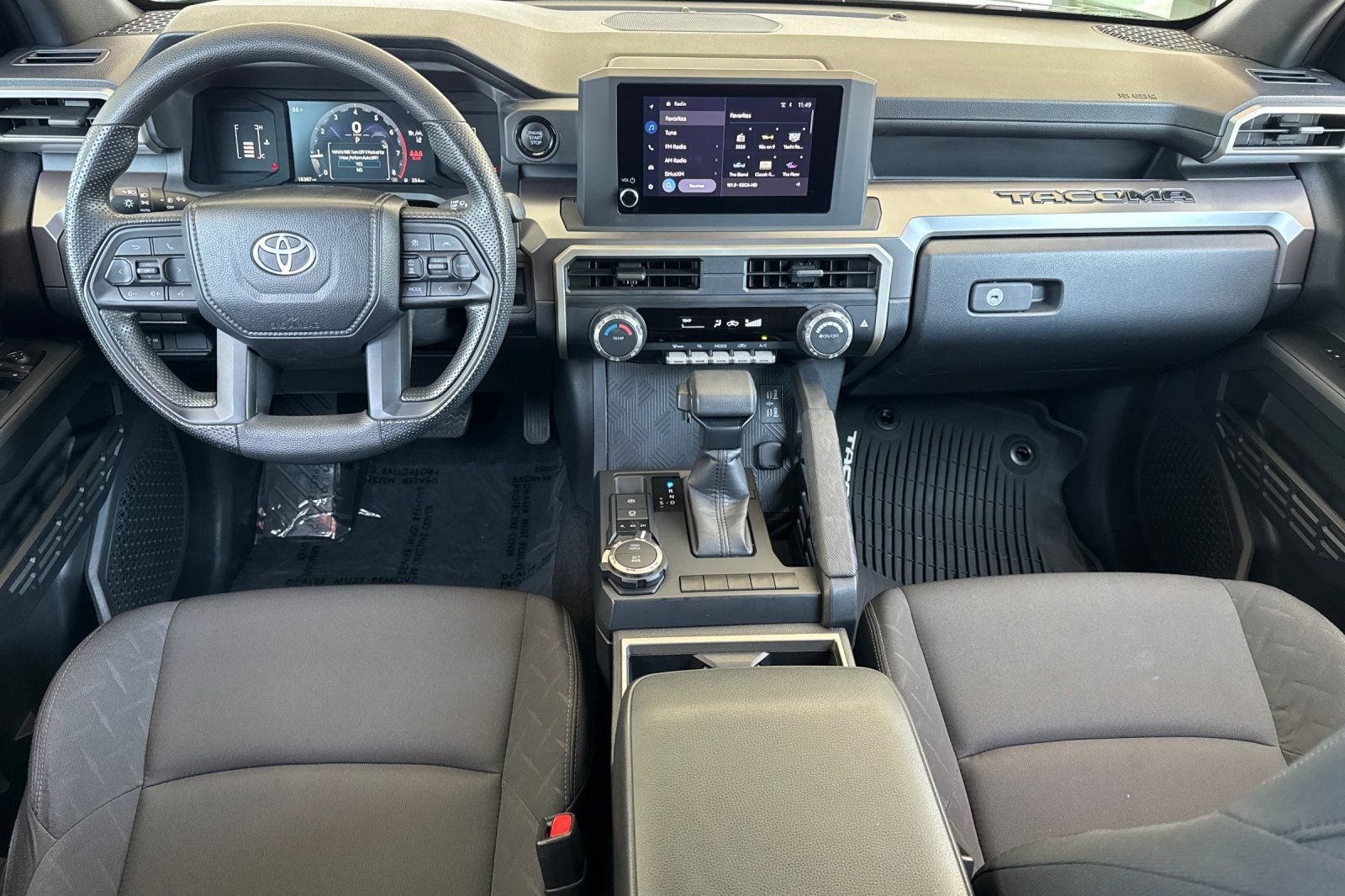 Certified 2024 Toyota Tacoma SR5 AWD/4WD image 17