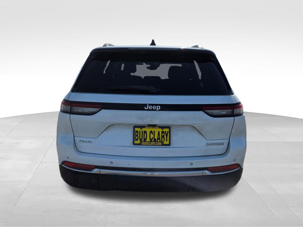 Used 2024 Jeep Grand Cherokee Laredo X w/ Trailer Tow Package AWD/4WD image 5