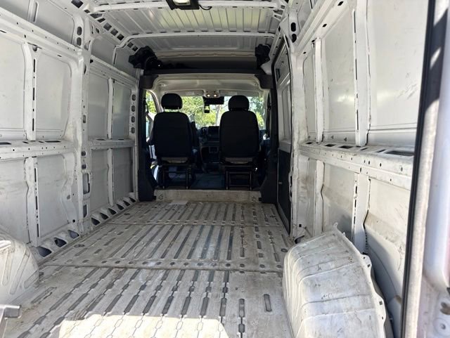 Used 2025 RAM ProMaster 2500 w/ Convenience Group FWD image 12