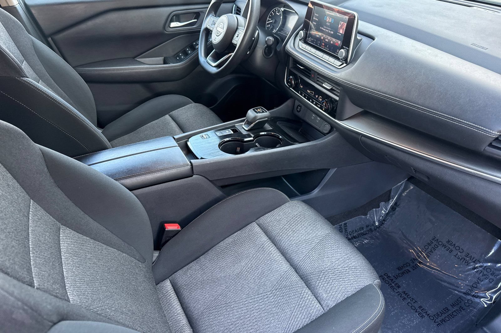 Used 2024 Nissan Rogue SV FWD image 20
