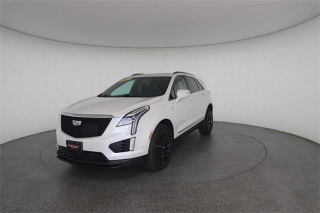 Used 2022 Cadillac XT5 Sportv image 2