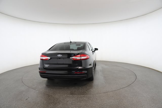 Used 2019 Ford Fusion S image 15