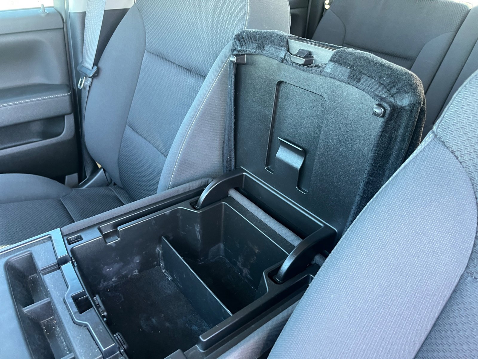 Used 2019 Chevrolet Silverado 2500 LT image 15