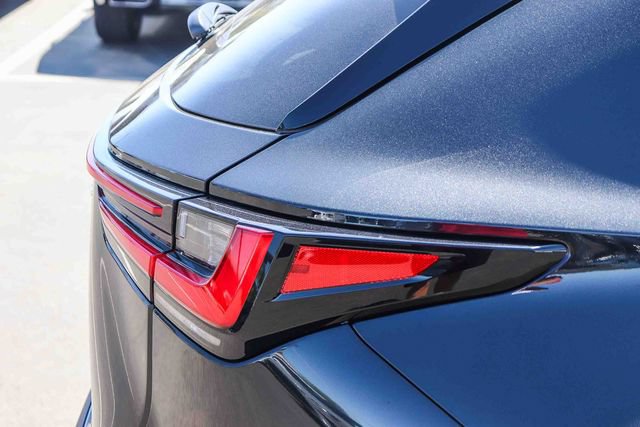 Certified 2025 Lexus NX 250 FWD w/ Accessory Package (2T) image 8