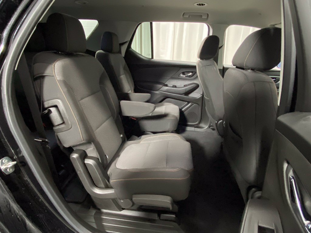 Used 2020 Chevrolet Traverse LT w/ LPO, Floor Liner Package AWD/4WD image 29