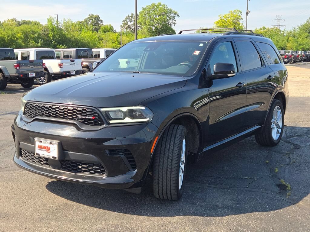 Used 2024 Dodge Durango GT AWD/4WD image 3