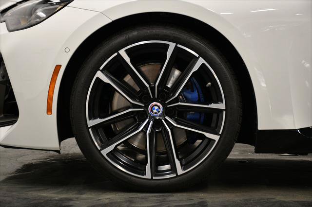 Used 2024 BMW M240i Coupe w/ Premium Package RWD image 4