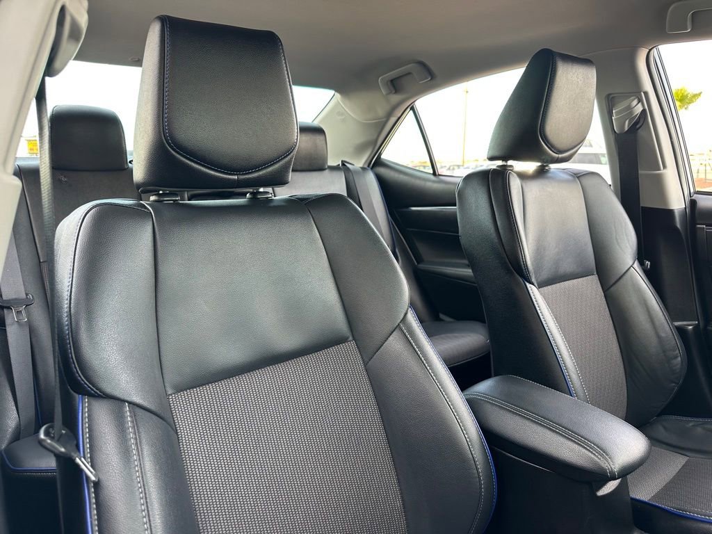 Used 2019 Toyota Corolla SE FWD image 25