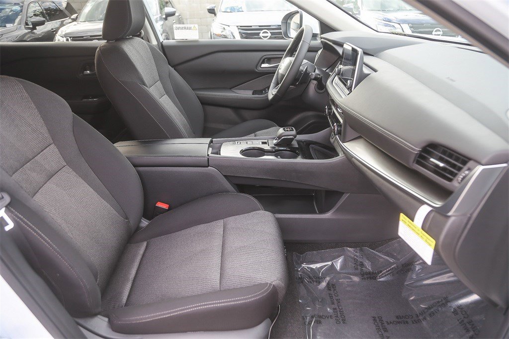 New 2026 Nissan Rogue SV image 17