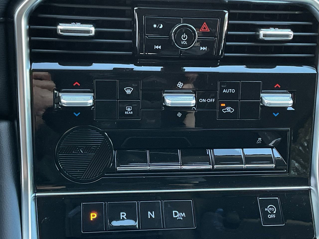 New 2026 Nissan Armada SV image 36