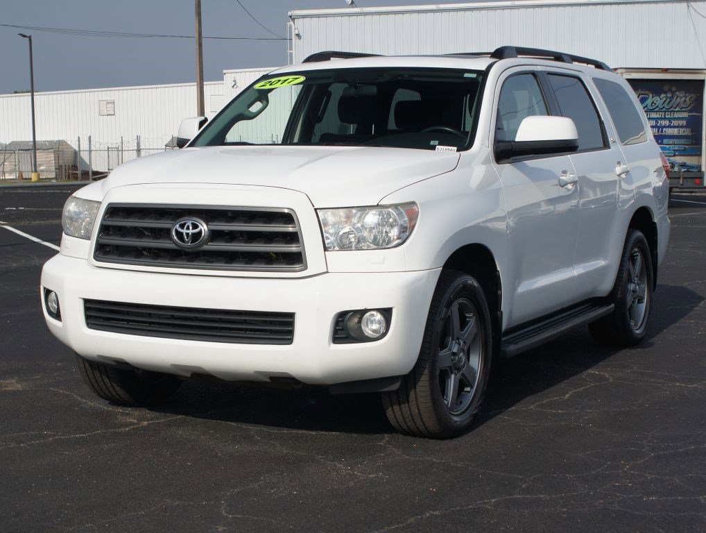 Used 2017 Toyota Sequoia SR5 w/ Sport Appearance Package AWD/4WD image 2