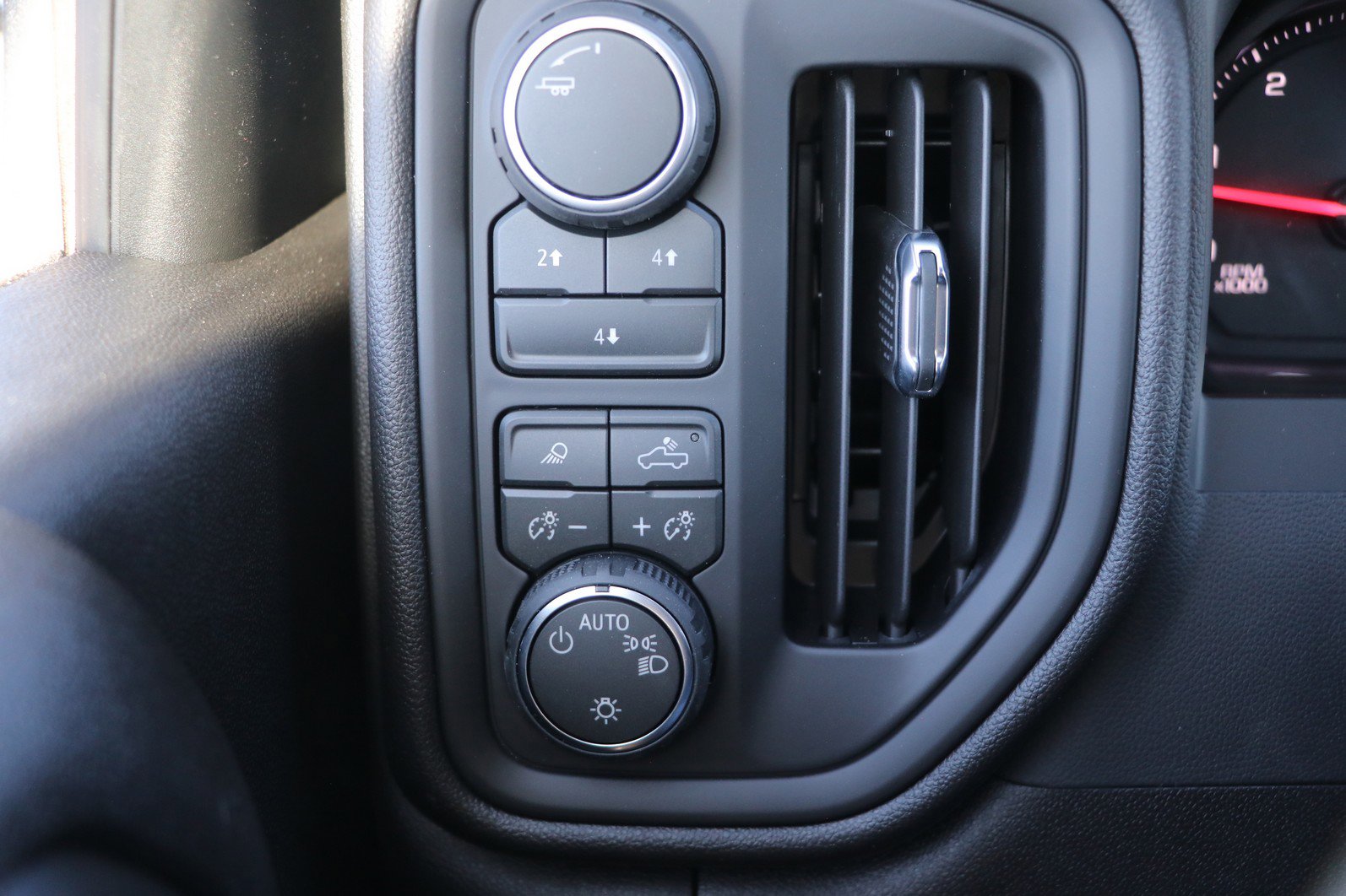 New 2026 Chevrolet Silverado 3500 W/T image 12