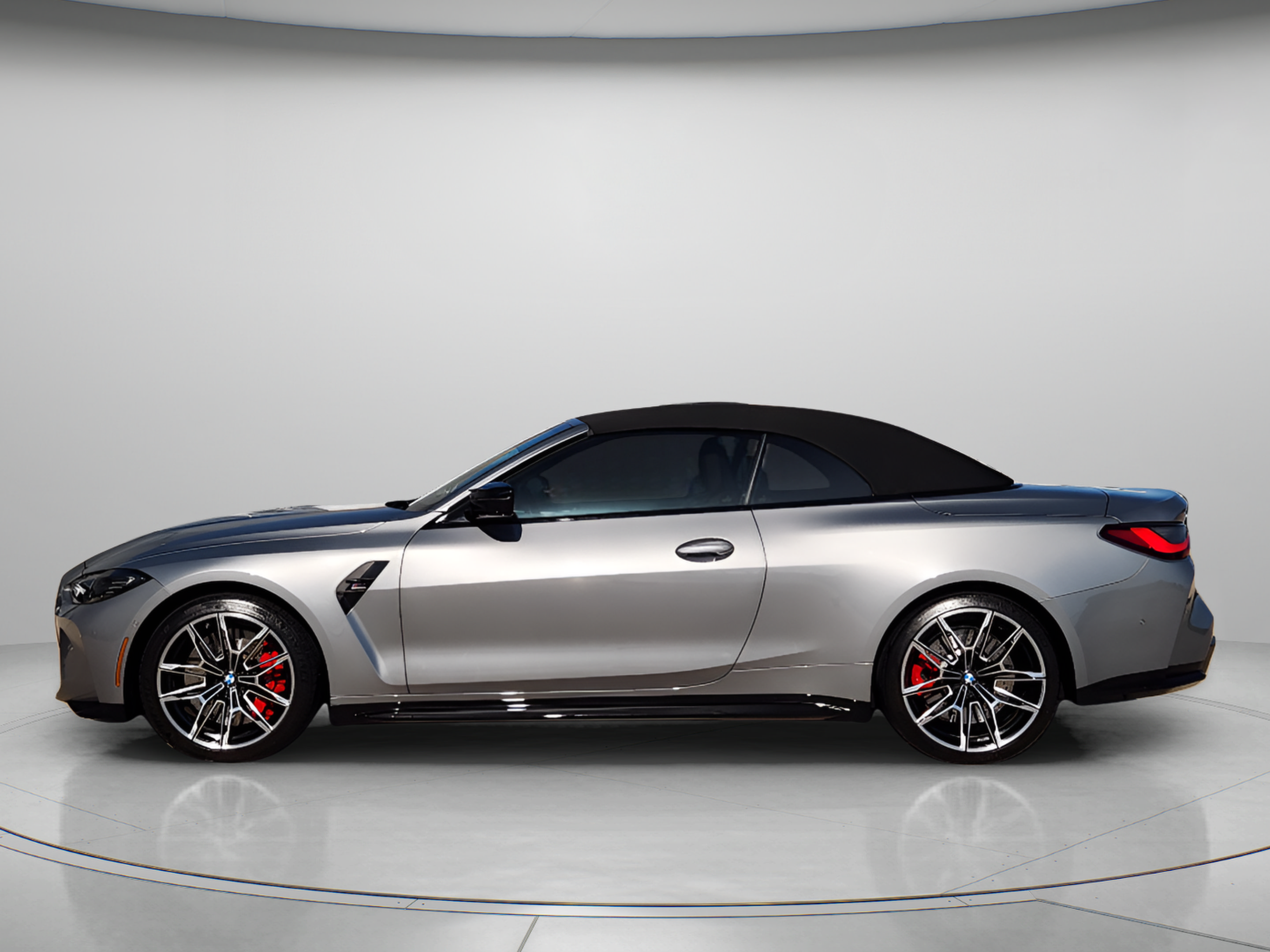 Used 2024 BMW M4 xDrive Competition w/ Executive Package AWD/4WD video 2