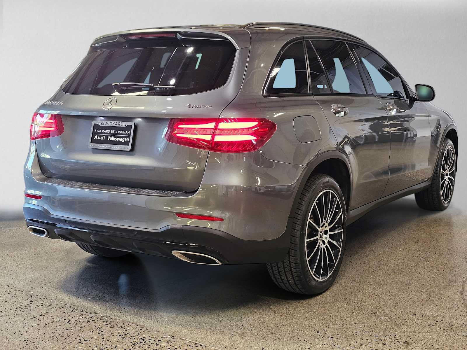 Used 2019 Mercedes-Benz GLC 300 4MATIC image 3