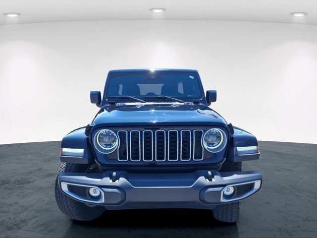 Used 2025 Jeep Wrangler Unlimited Sahara AWD/4WD image 4