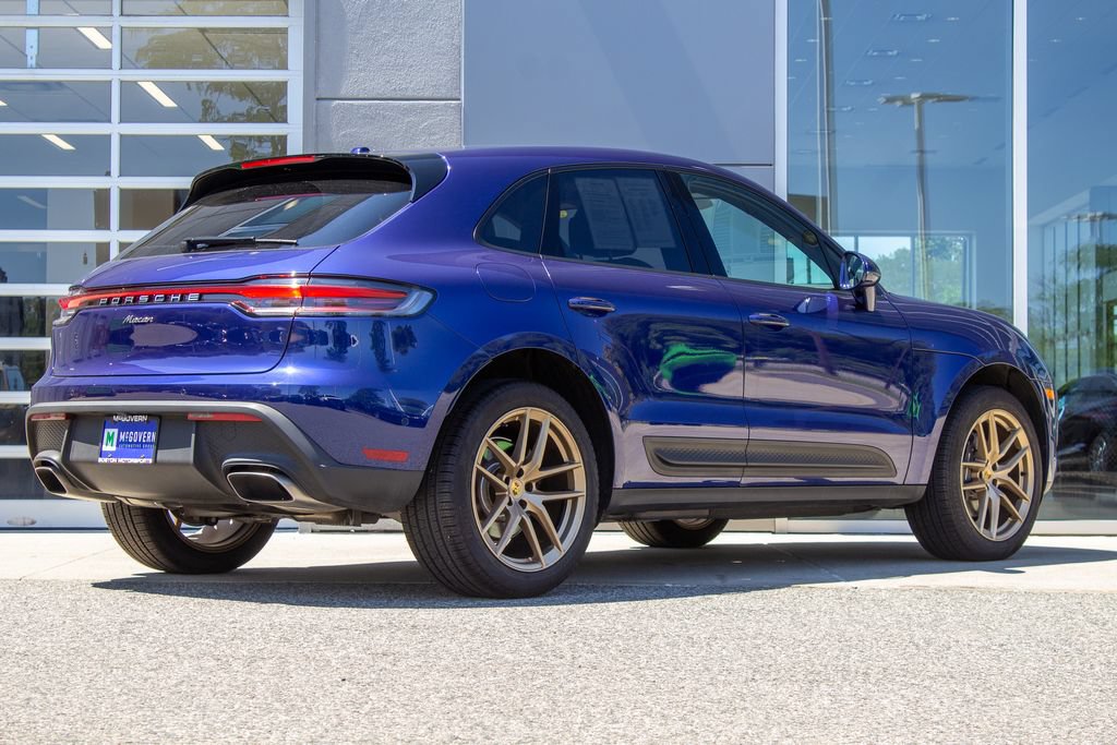 Used 2025 Porsche Macan AWD/4WD image 10