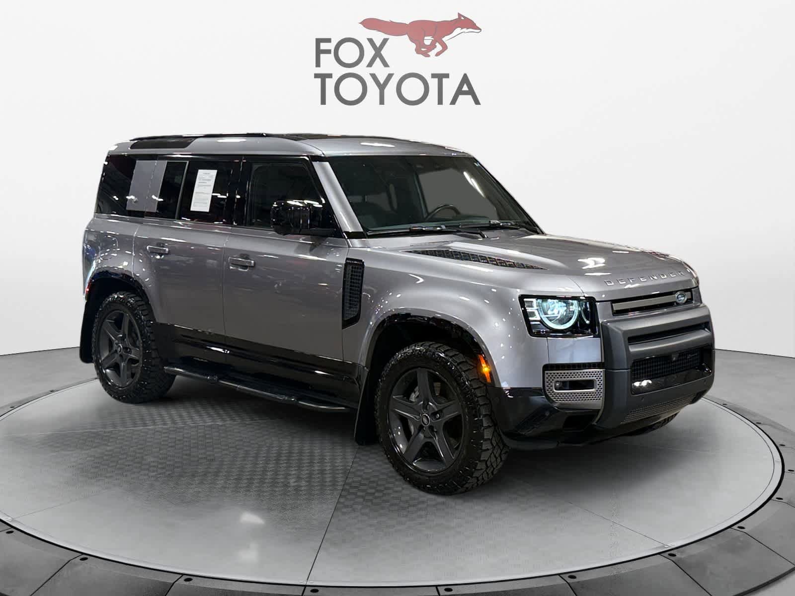 Used 2022 Land Rover Defender 110 X-Dynamic SE AWD/4WD image 8