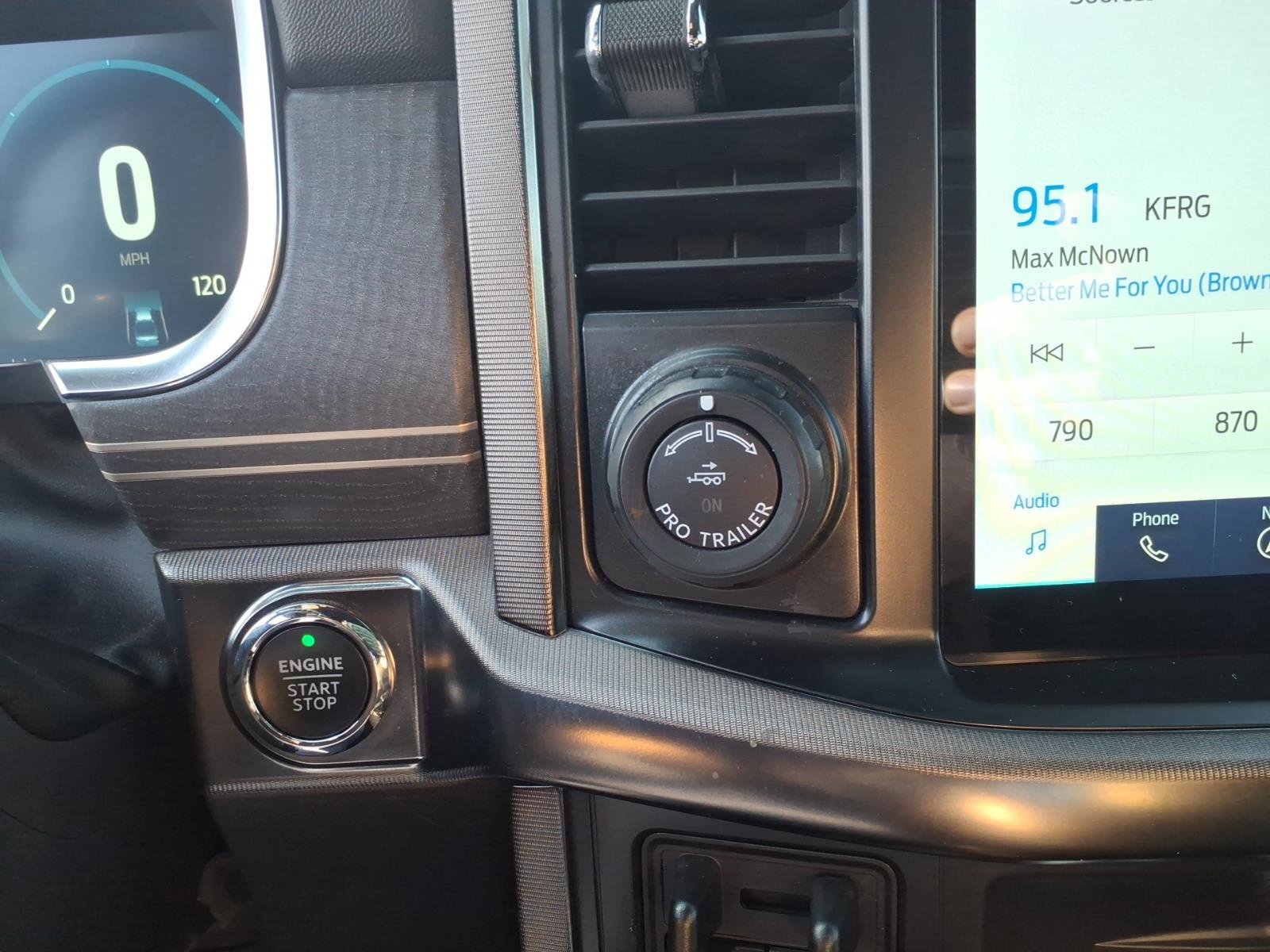 Used 2021 Ford F150 Platinum image 25