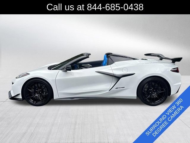 Used 2024 Chevrolet Corvette Z06 w/ Z07 Performance Package RWD image 4