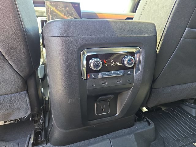 Used 2026 GMC Yukon XL Denali w/ Advanced Technology Package AWD/4WD image 35