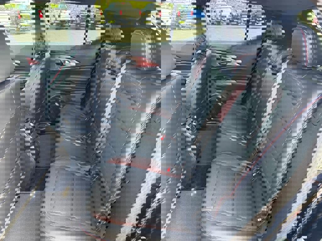 Used 2024 Chevrolet Equinox EV RS image 6