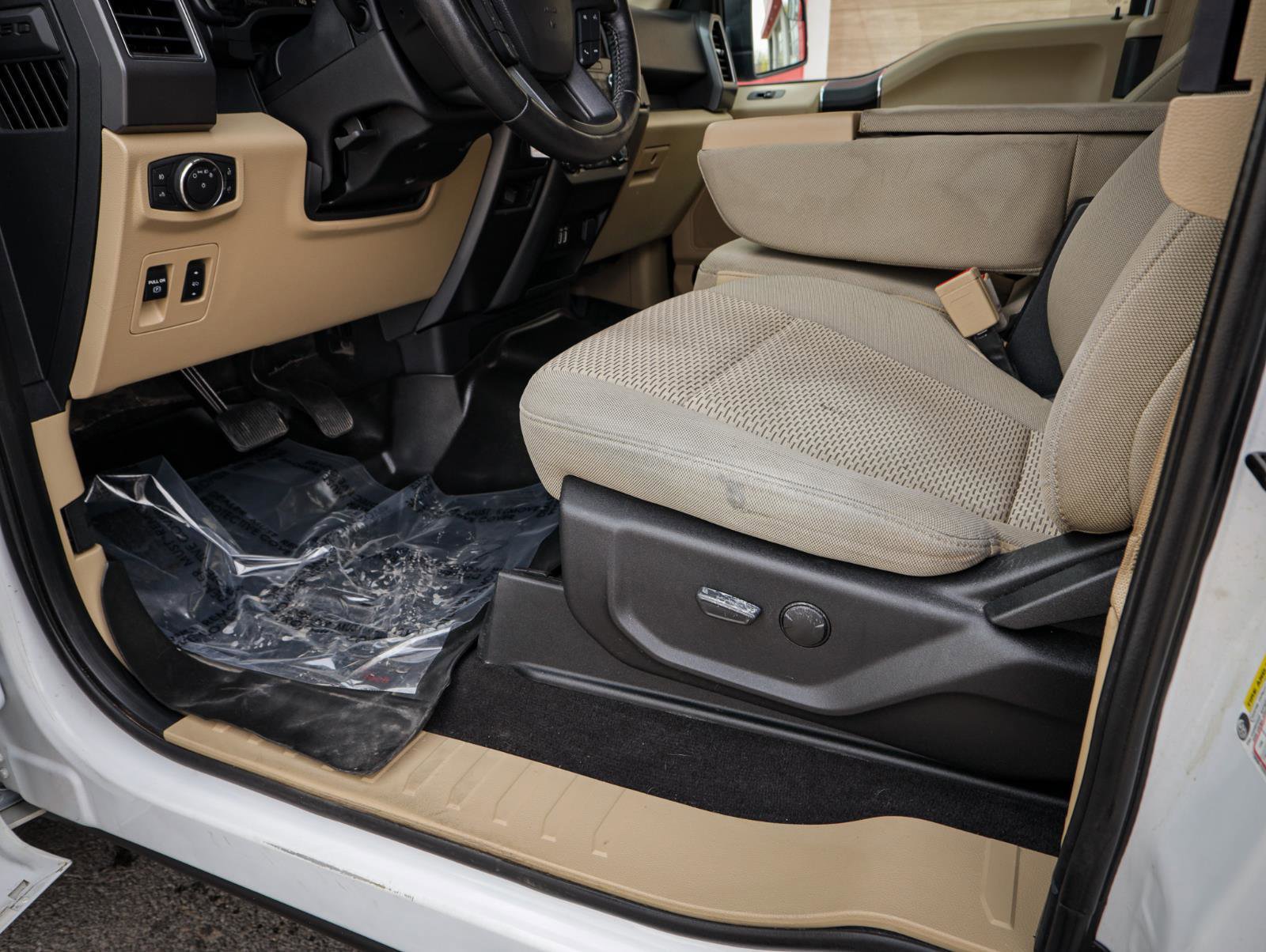 Used 2019 Ford F150 XLT w/ Equipment Group 301A Mid image 15