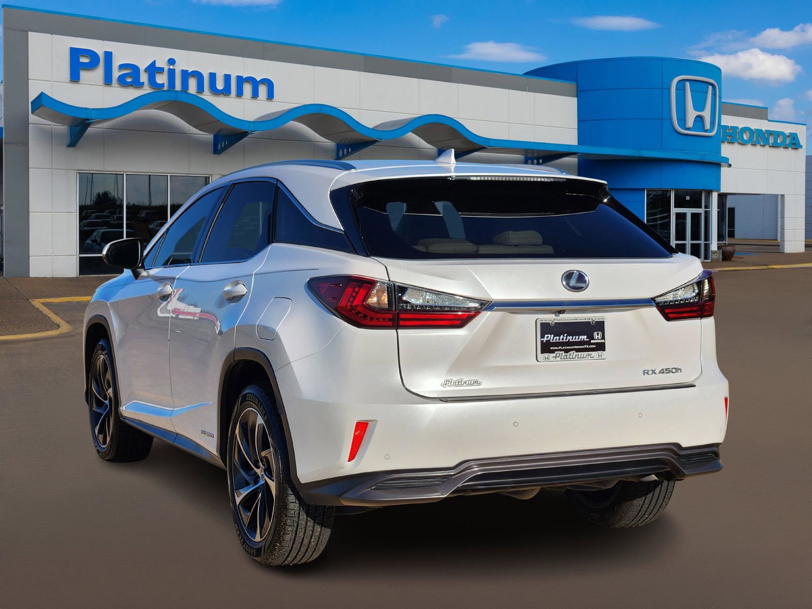 Used 2017 Lexus RX 450h F Sport image 5