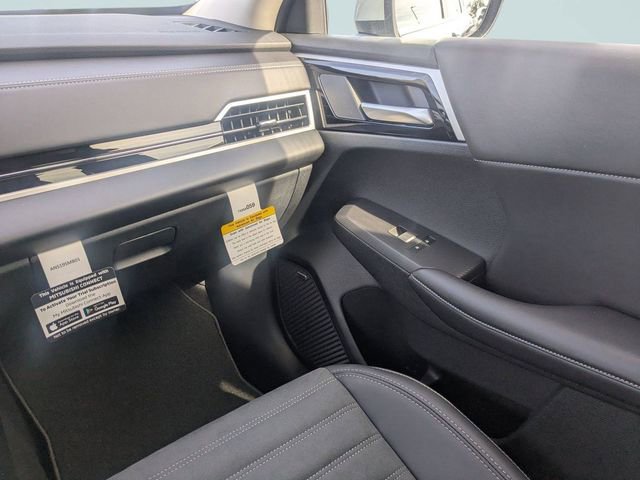 New 2026 Mitsubishi Outlander SE image 22