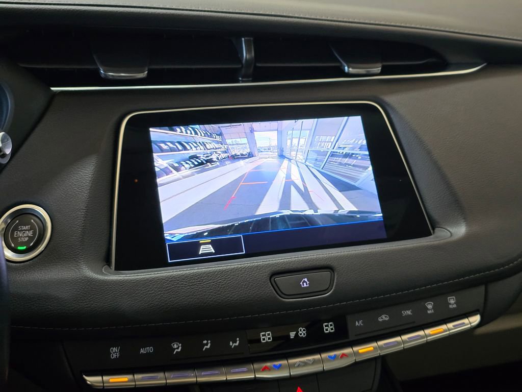 Used 2022 Cadillac XT4 Luxury image 12