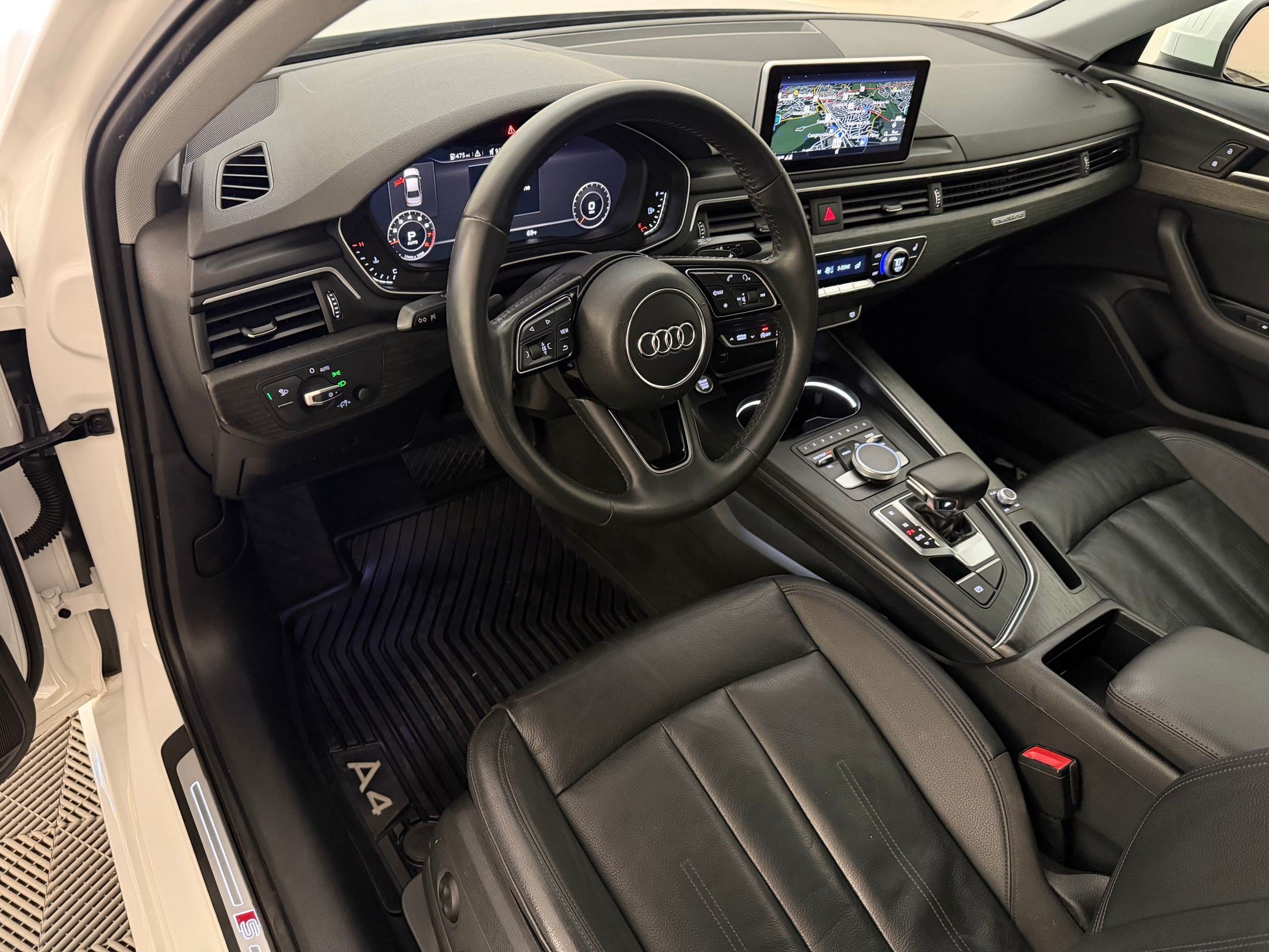 Used 2018 Audi A4 2.0T Premium AWD/4WD image 4