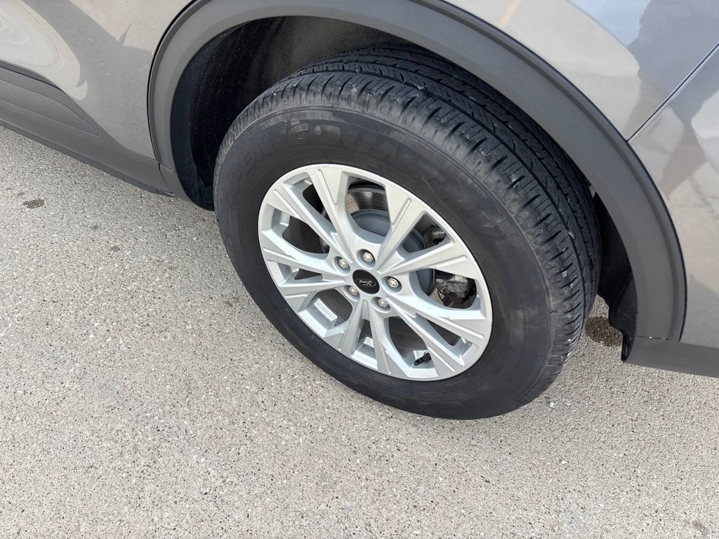 Used 2025 Ford Escape Active AWD/4WD image 7