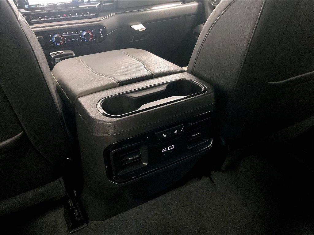 Used 2024 Chevrolet Silverado 1500 ZR2 w/ Technology Package AWD/4WD image 27