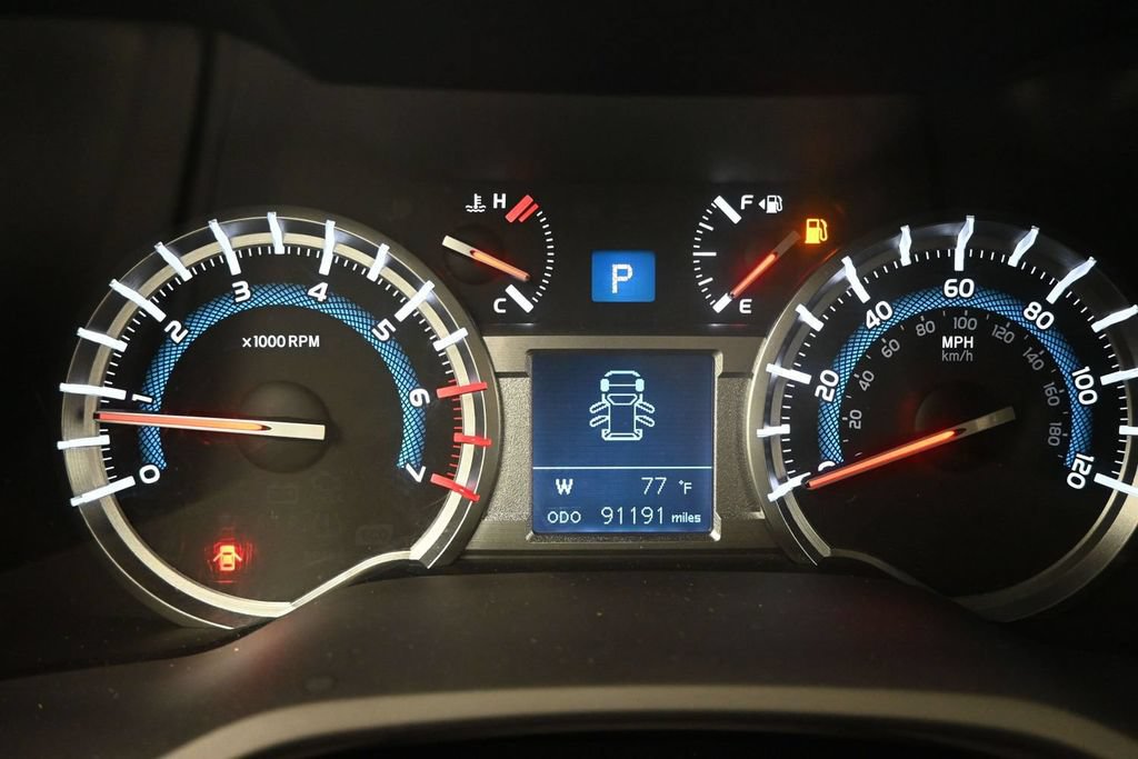 Used 2016 Toyota 4Runner SR5 AWD/4WD image 23