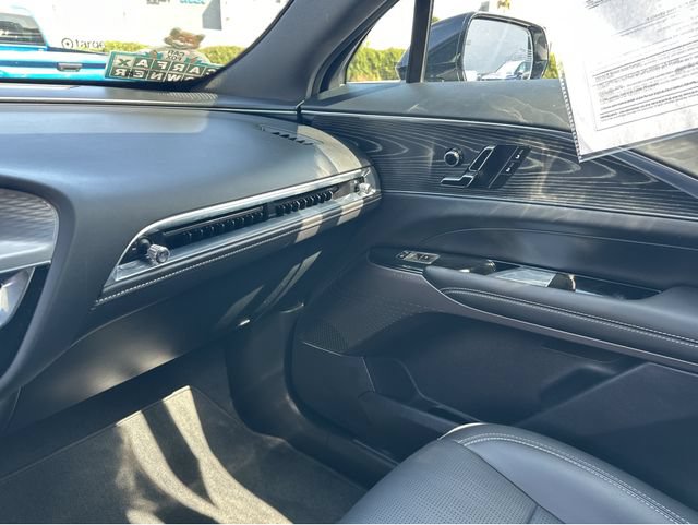 Certified 2024 Cadillac Lyriq Sport AWD/4WD image 9