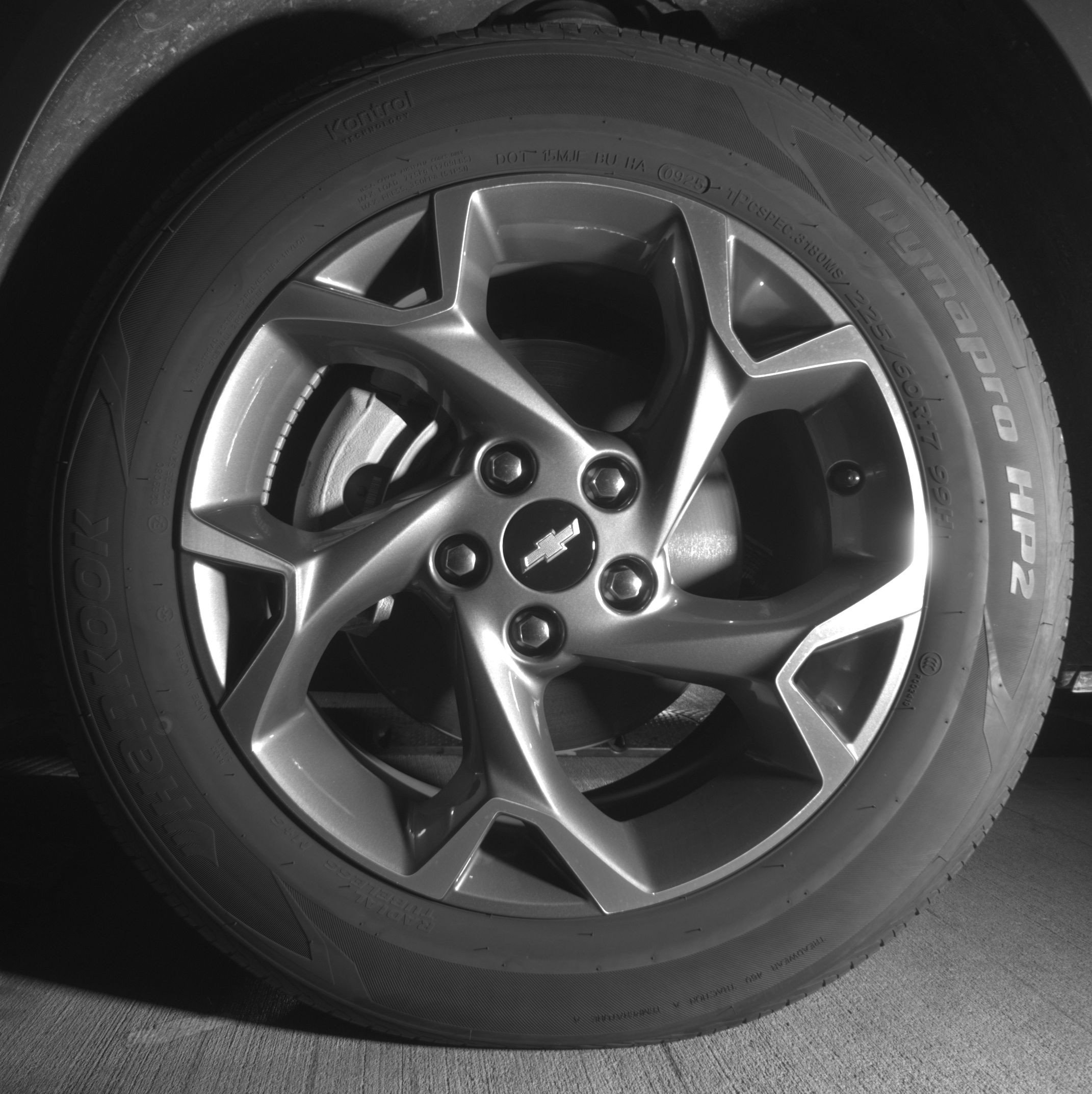 Used 2025 Chevrolet Trax LT FWD image 12
