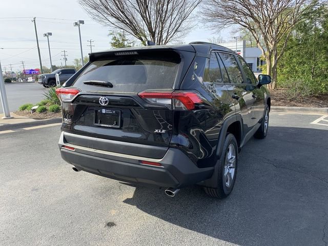 Used 2025 Toyota RAV4 XLE w/ Convenience Package image 8