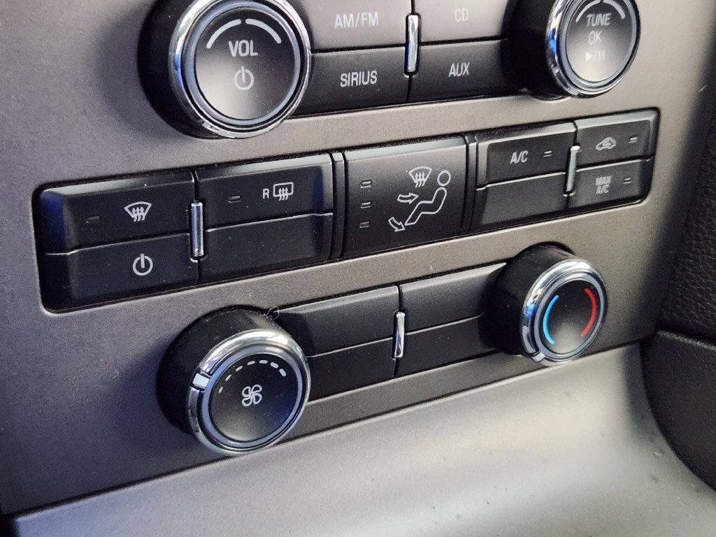 Used 2010 Ford Mustang GT RWD image 23